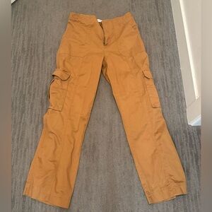 Abercrombie and Fitch Relaxed cargo pant